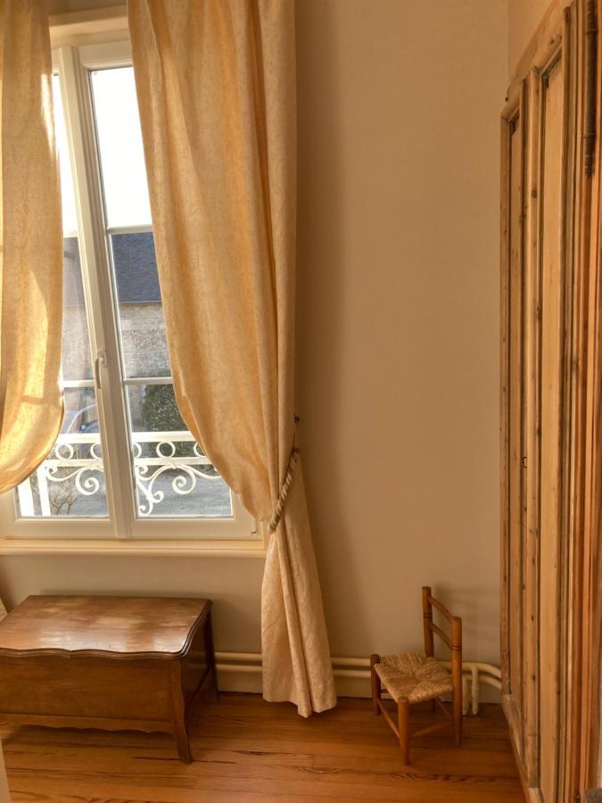 Les Chambres D'Omaha Beach Etablissement Avec Deux Chambres D'Hotes, Petit-Dejeuner Compris Fait-Maison Et Produits Locaux Vierville-sur-Mer Luaran gambar